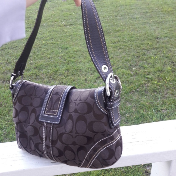 Authentic Coach SOHO Purse Brown signature Buckle - Picture 3 of 7